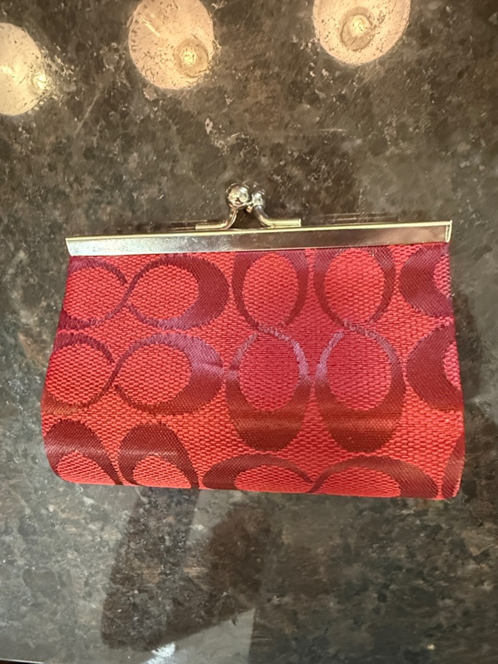 Source Unknown Red Jacquard Frame Clutch with Kiss-Lock